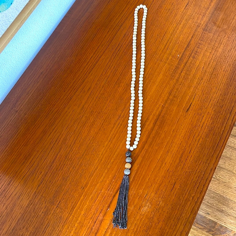 Beaded necklace